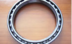 Thin section ball bearing
