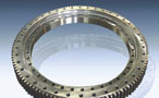 Slewing bearing