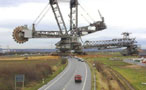 Heavy duty excavator